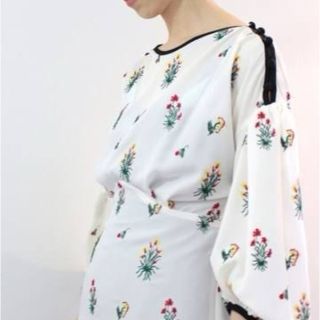 mame(ロングワンピース/マキシワンピース)のフリマアイテム一覧 mame(ロングワンピース/マキシワンピース)のフリマアイテム一覧