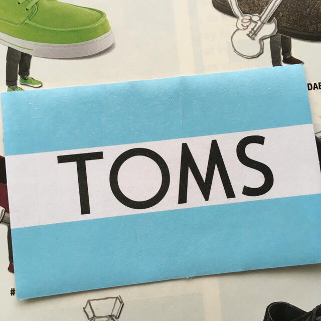 TOMS(トムス)の『TOMS』トムスUS限定バナーステッカー メンズの靴/シューズ(スリッポン/モカシン)の商品写真