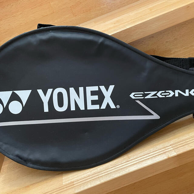 YONEX(ヨネックス)の最終値下げ　ヨネックス　EZONE25 ラケット　硬式テニス　グリップテープ付き スポーツ/アウトドアのテニス(ラケット)の商品写真