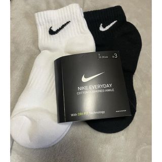 ナイキ(NIKE)のNIKE ソックス　ナイキ　靴下　ホワイト、ブラック　セット(ソックス)