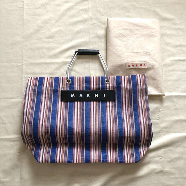 Marni(マルニ)のマルニMarniカフェバッグ ストライプバッグ ブルー レディースのバッグ(かごバッグ/ストローバッグ)の商品写真