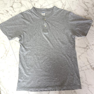 ユニクロ(UNIQLO)のUNIQLO Tシャツ(Tシャツ/カットソー(半袖/袖なし))