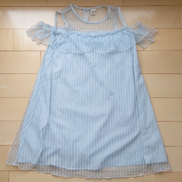 Bee チュニックワンピース 140 キッズ/ベビー/マタニティのキッズ服女の子用(90cm~)(ワンピース)の商品写真