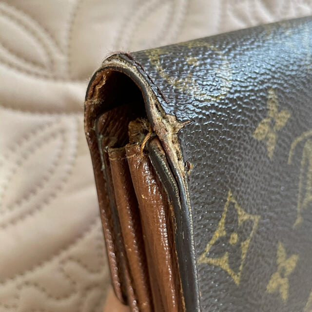 LOUIS VUITTON(ルイヴィトン)のLOUIS VUITTON ルイヴィトン　長財布 レディースのファッション小物(財布)の商品写真