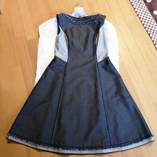 フォクシー(FOXEY)の美品　フォクシー　デニムワンピース　40サイズ(ひざ丈ワンピース)