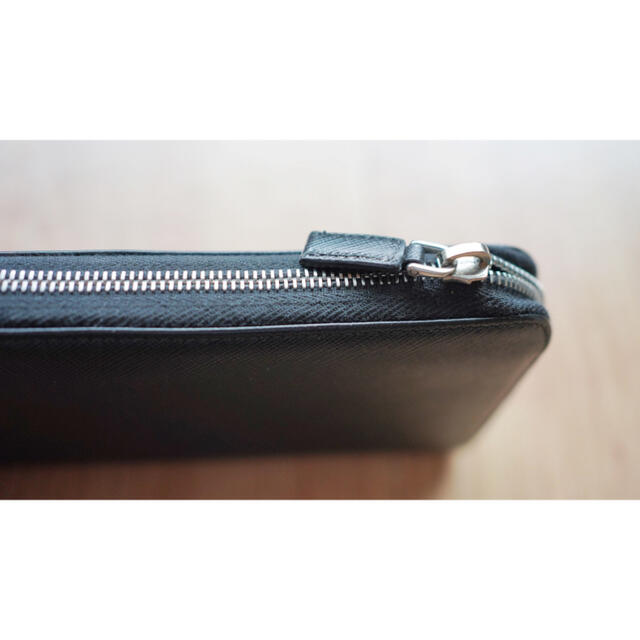 PRADA(プラダ)のPRADA 黒長財布 メンズのファッション小物(長財布)の商品写真