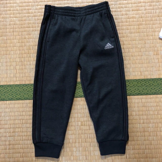 adidas(アディダス)のアディダス　ジャージ キッズ/ベビー/マタニティのキッズ服男の子用(90cm~)(パンツ/スパッツ)の商品写真