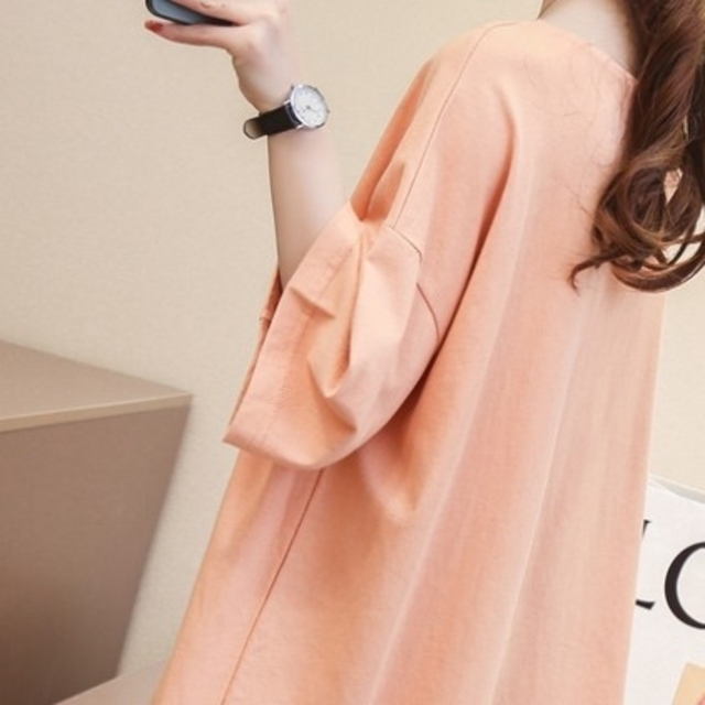 ✨ラスト1点✨SALE✨ Ｌ フォトプリントＶネック  韓国 Tシャツ オレンジ レディースのトップス(Tシャツ(半袖/袖なし))の商品写真