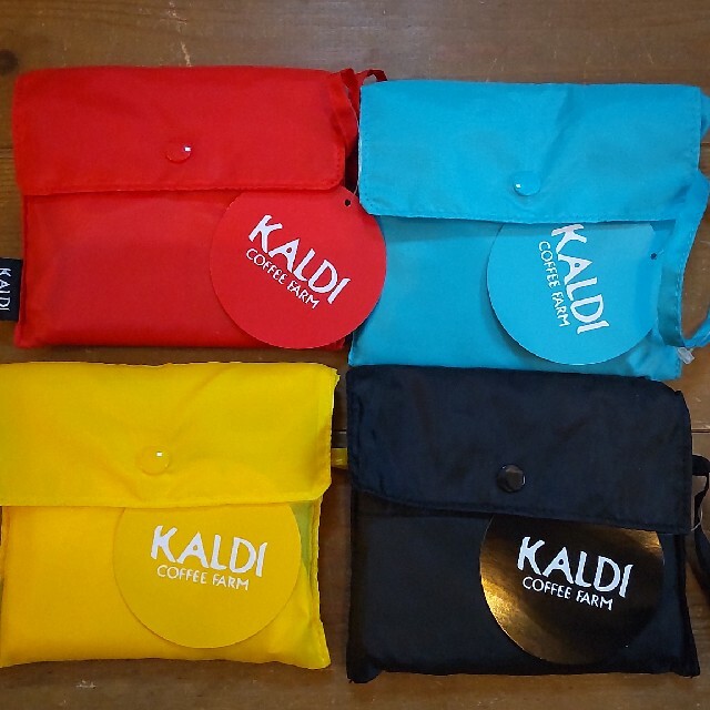 KALDI(カルディ)のKALDI　エコバッグ　4色セット エンタメ/ホビーのコレクション(その他)の商品写真