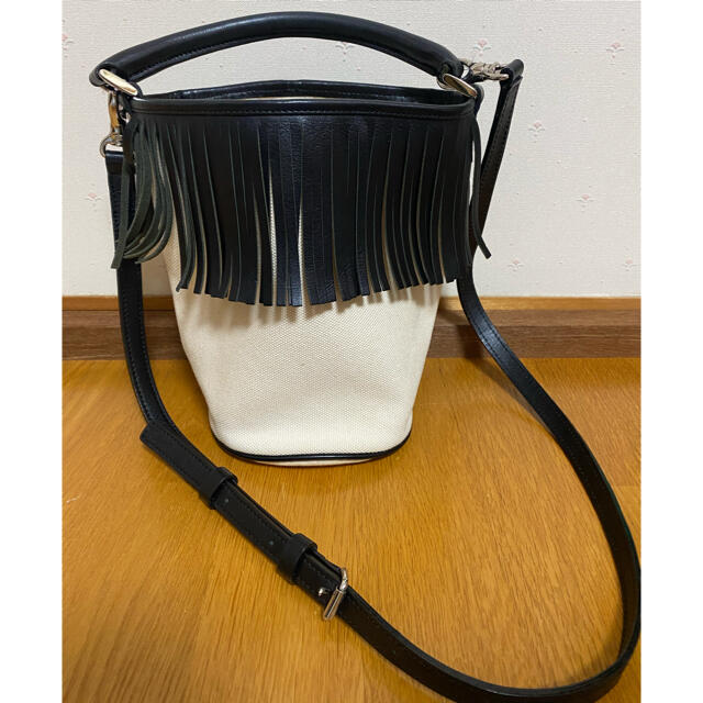 AYAKO　Fringe Bucket Bag レディースのバッグ(ショルダーバッグ)の商品写真