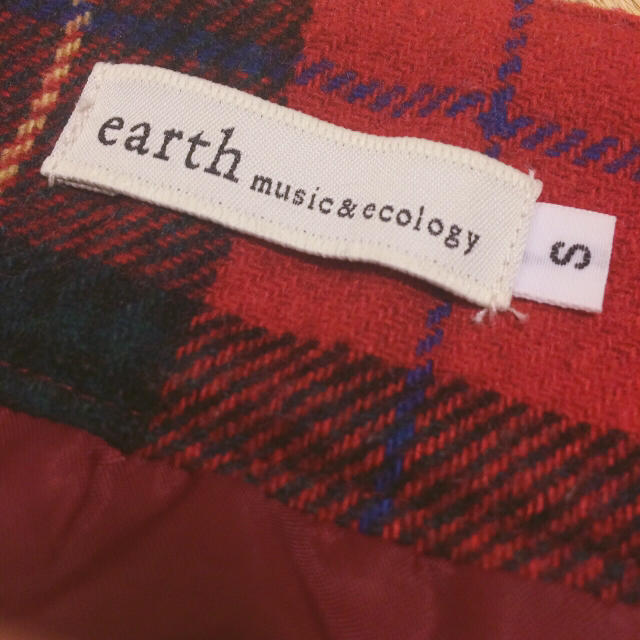 earth music & ecology(アースミュージックアンドエコロジー)のearth スカート レディースのスカート(ミニスカート)の商品写真