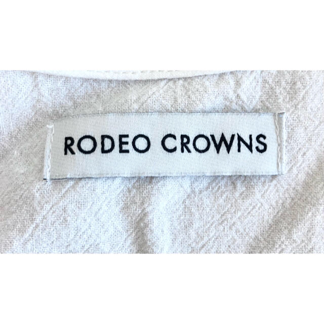 RODEO CROWNS(ロデオクラウンズ)の【みーこ様専用】❤ロデオクラウンズ❤ シャツ ブラウス ホワイト ワンピース レディースのトップス(シャツ/ブラウス(半袖/袖なし))の商品写真