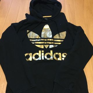 アディダス(adidas)のadidas❤︎パーカー(パーカー)