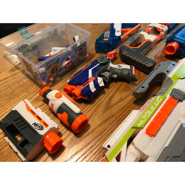 トイザらス(トイザラス)の［値下げ］ナーフ NERF 残り物セット エンタメ/ホビーのミリタリー(その他)の商品写真