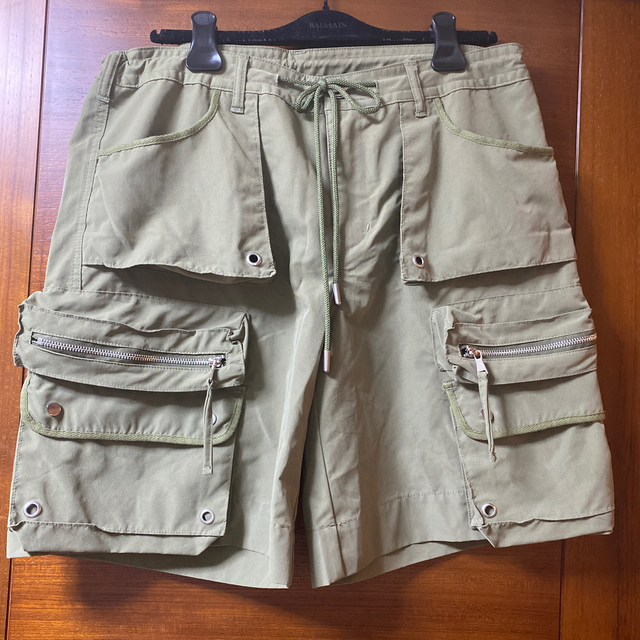 Rick Owens(リックオウエンス)のpatriot melrose cargo shorts2.0 mlvince メンズのパンツ(ショートパンツ)の商品写真