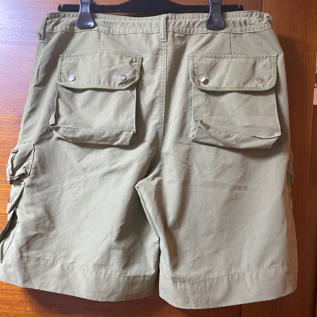 Rick Owens(リックオウエンス)のpatriot melrose cargo shorts2.0 mlvince メンズのパンツ(ショートパンツ)の商品写真