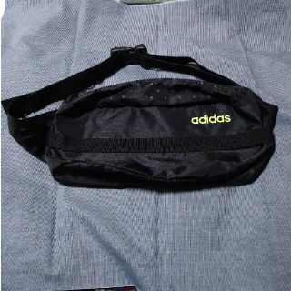 アディダス(adidas)のadidas ボディバッグ(ボディーバッグ)