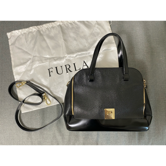 美品＊FURLA ディヴィーナ2wayレザーショルダーバッグ ブラック黒