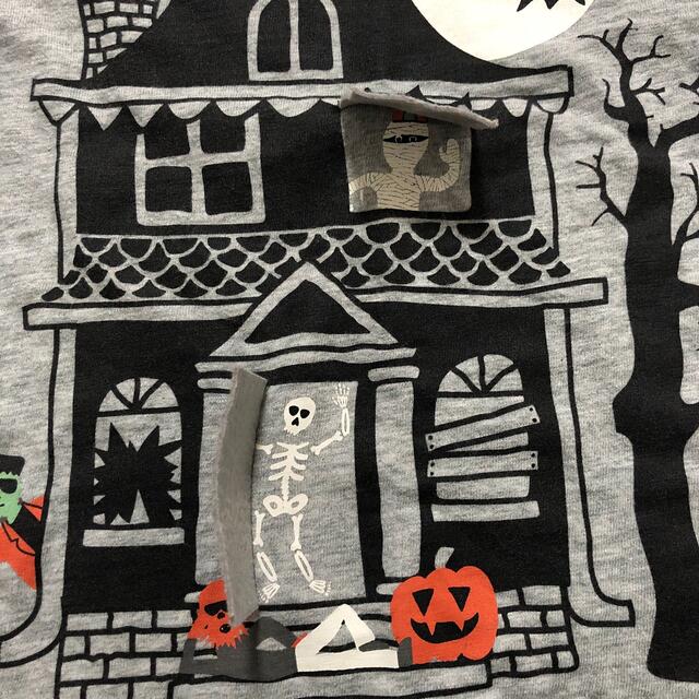 babyGAP(ベビーギャップ)のうき様専用 ギャップ ハロウィン ロンT 長袖 カットソー 110cm 5歳 キッズ/ベビー/マタニティのキッズ服男の子用(90cm~)(Tシャツ/カットソー)の商品写真