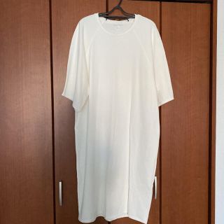 コス(COS)の【専用】COS ロングワンピース　ホワイト(ロングワンピース/マキシワンピース)