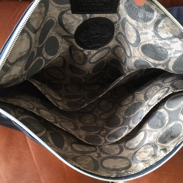 Orobianco(オロビアンコ)のオロビアンコ クラッチバッグ、ショルダーバッグ メンズのバッグ(セカンドバッグ/クラッチバッグ)の商品写真