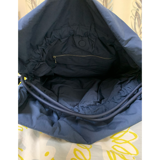 COS(コス)の【新品、タグなし】COS large drawstring bag メンズのバッグ(トートバッグ)の商品写真