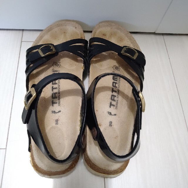 TATAMI(タタミ)のタタミ　サンダル　エナメル　レディース レディースの靴/シューズ(サンダル)の商品写真