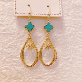 K18金ピアス(ピアス)