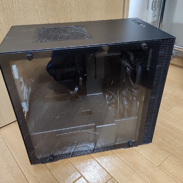 NZXT H210i itxケース ファン付き