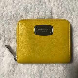 マイケルコース(Michael Kors)のマイケルコースコンパクト財布　ラウンドファスナー(財布)