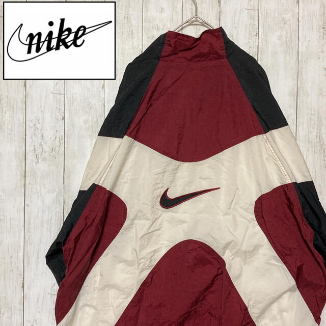 銀タグ〕90's NIKE ナイキ ナイロンジャケット 刺繍スウッシュ