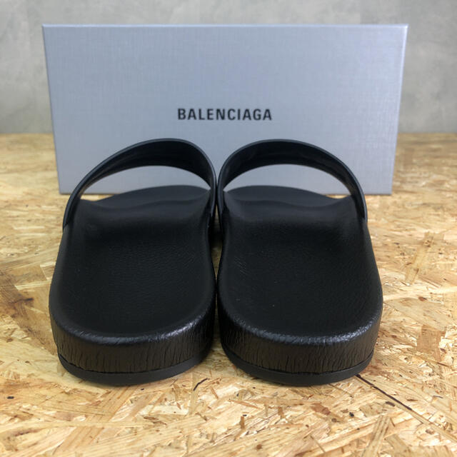 Balenciaga - BALENCIAGA バレンシアガシャワーサンダル スリッパの 