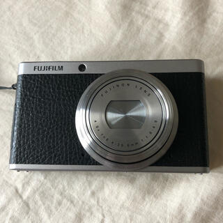 フジフイルム(富士フイルム)のFUJI FILM 富士フイルム XF1 BLACK(コンパクトデジタルカメラ)