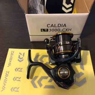 ダイワ(DAIWA)の新品 ダイワ カルディア LT3000-CXH  2021年モデル おまけ付き(リール)