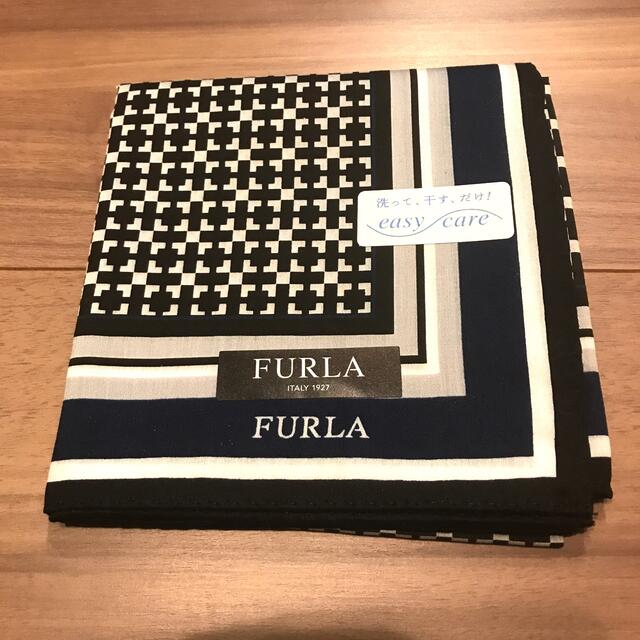 Furla(フルラ)の【 yusakama2000さま専用】FURLA  ハンカチ メンズのファッション小物(ハンカチ/ポケットチーフ)の商品写真