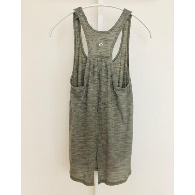 lululemon(ルルレモン)のlululemon タンク 4(S~M)美品タグ無し　送料込 スポーツ/アウトドアのトレーニング/エクササイズ(ヨガ)の商品写真