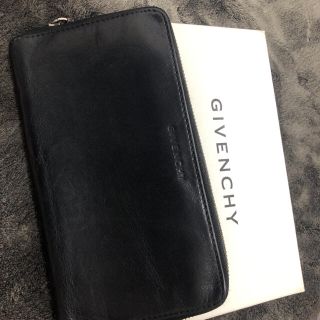 ジバンシィ(GIVENCHY)のGIVENCHY（ジバンシィ） ラウンドジップ レザー長財布(長財布)