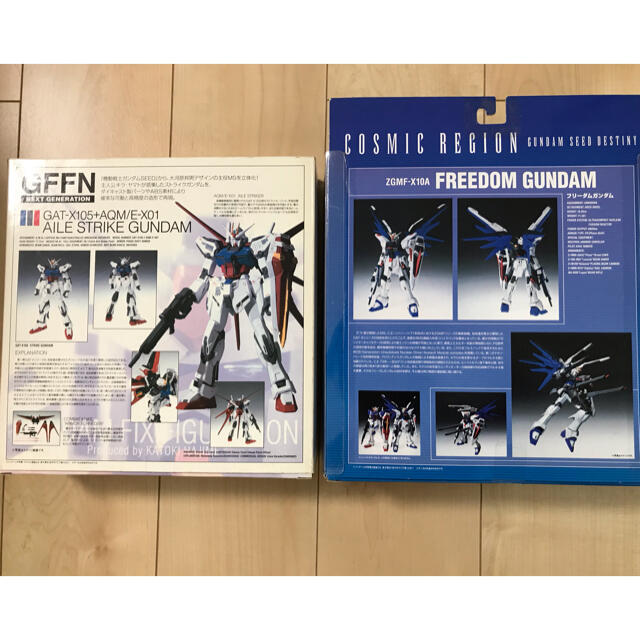 BANDAI(バンダイ)の#7002 フリーダム ガンダムと#0042エールストライクガンダム  エンタメ/ホビーのおもちゃ/ぬいぐるみ(模型/プラモデル)の商品写真