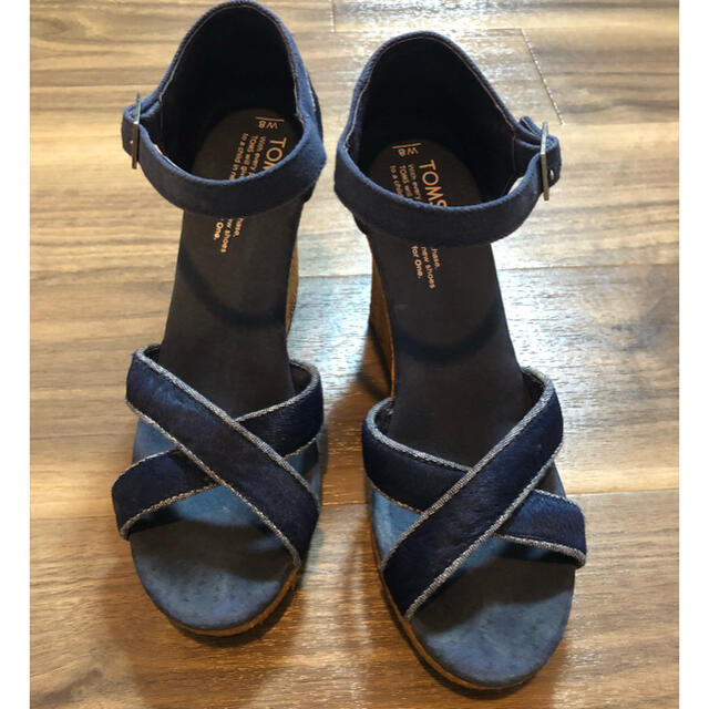 TOMS(トムズ)のサンダル レディースの靴/シューズ(サンダル)の商品写真