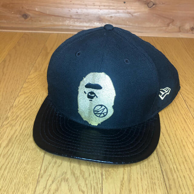 A BATHING APE(アベイシングエイプ)の【中古品】A BATHING APE×24karatsコラボCAP メンズの帽子(キャップ)の商品写真