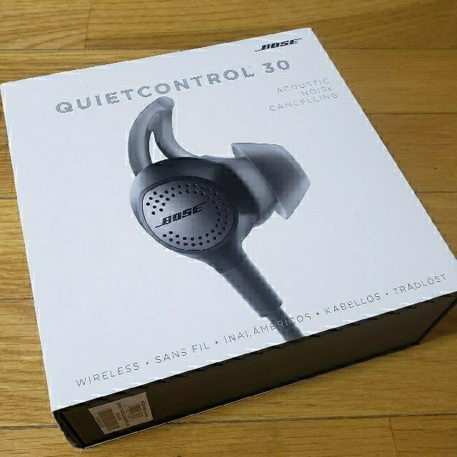 BOSE(ボーズ)のBOSE QuietControl 30 ノイズキャンセリングイヤホン スマホ/家電/カメラのオーディオ機器(ヘッドフォン/イヤフォン)の商品写真