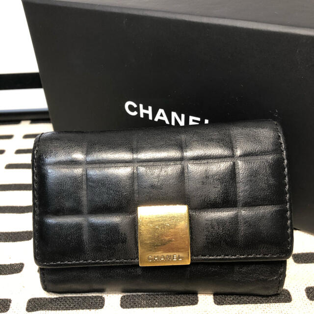 CHANEL(シャネル)のJULI様専用　美品【CHANEL】シャネル　マトラッセ　キーケース　6連 レディースのファッション小物(キーケース)の商品写真