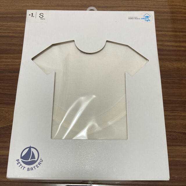 PETIT BATEAU(プチバトー)のプチバトー　新品　半袖　Tシャツ　Vネック　肌着　16ans/Sサイズ レディースのトップス(Tシャツ(半袖/袖なし))の商品写真