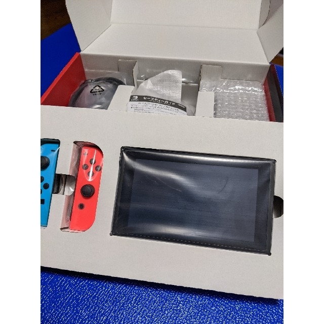 Nintendo Switch(ニンテンドースイッチ)のニンテンドースイッチ エンタメ/ホビーのゲームソフト/ゲーム機本体(家庭用ゲーム機本体)の商品写真