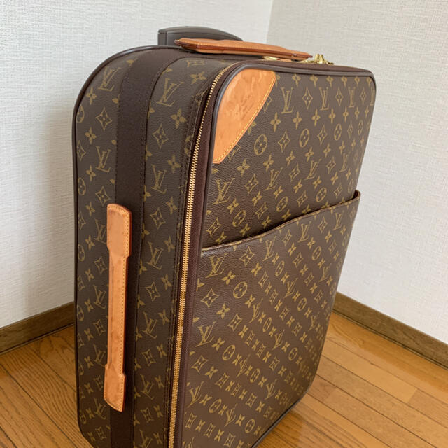 LOUIS VUITTON(ルイヴィトン)の美品　ルイヴィトン　ペガス レディースのバッグ(スーツケース/キャリーバッグ)の商品写真