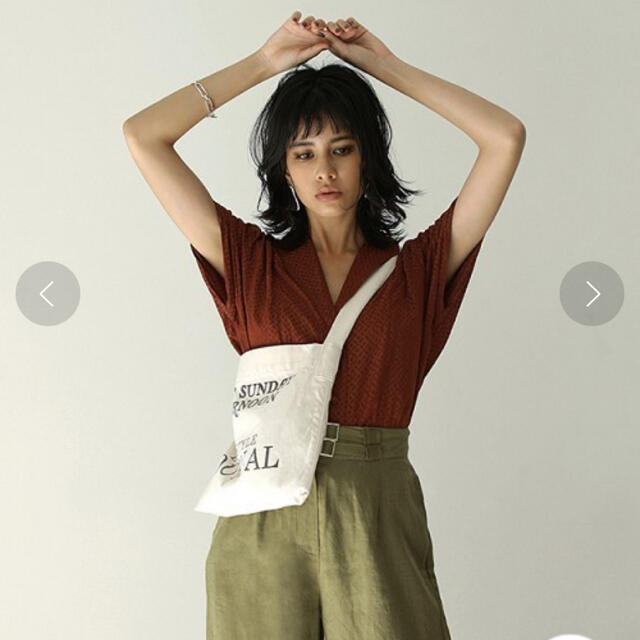 TODAYFUL(トゥデイフル)のTodayful サコッシュ　新品 レディースのバッグ(ショルダーバッグ)の商品写真