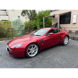 アストンマーティン　V8ヴァンテージ　希少MT車　金額370万円　売れました☆(車体)