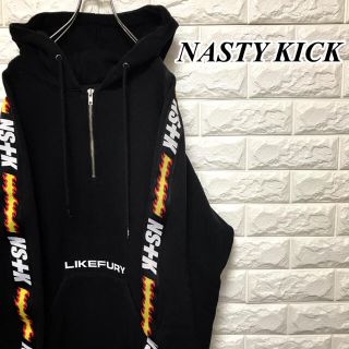 【NASTY KICK】ハーフジップパーカー　スリーブライン　ファイヤーパターン(パーカー)