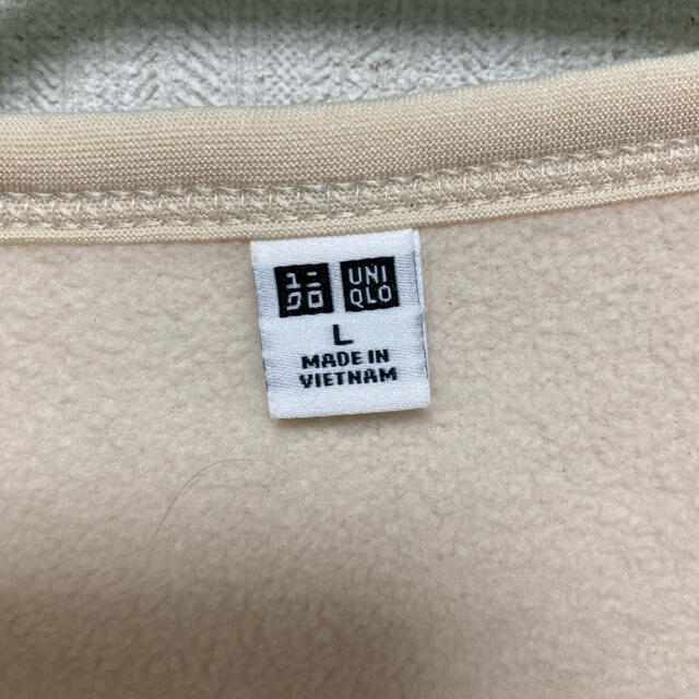 UNIQLO(ユニクロ)のUNIQLO フリースノーカラージャケット ホワイト レディースのジャケット/アウター(ノーカラージャケット)の商品写真