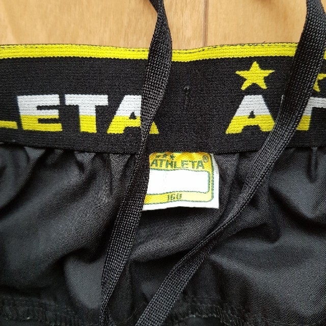 ATHLETA(アスレタ)のアスレタ　サッカーパンツ　160　黒 スポーツ/アウトドアのサッカー/フットサル(ウェア)の商品写真